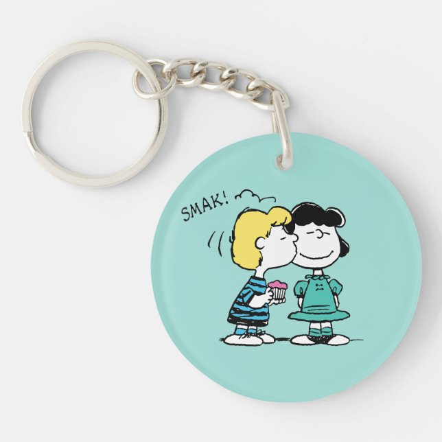 Peanuts | Valentine's Day | Lucy & Schroeder Kiss Key Ring (Front)