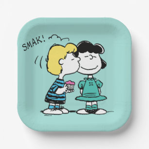 Peanuts   Valentine's Day   Lucy & Schroeder Kiss Paper Plate