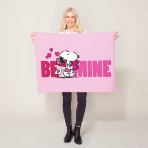 Peanuts   Valentine's Day   Snoopy Be Mine Fleece Blanket