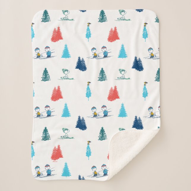 Peanuts | Winter Skiing the Slopes Pattern Sherpa Blanket (Front)