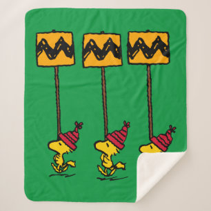 Peanuts   Woodstock & Friends Sign March Sherpa Blanket