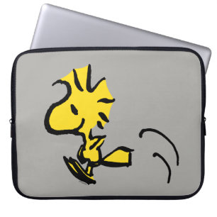 Peanuts   Woodstock Jumping Laptop Sleeve