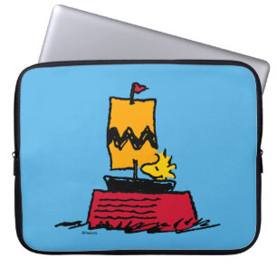 Peanuts   Woodstock Snoopy Dish Sail Boat Laptop Sleeve