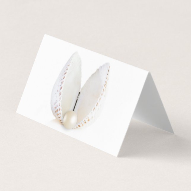 Pearl and seashell business card (Front)