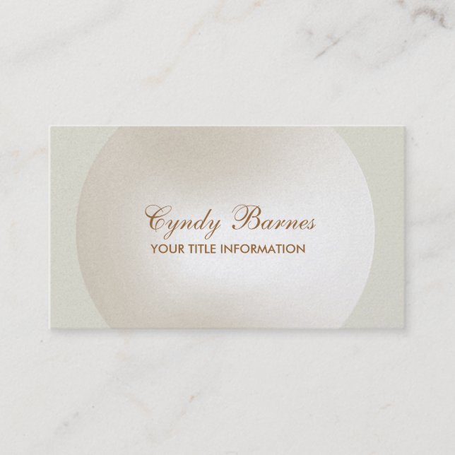 Pearl Circle Frame Business Card (Front)
