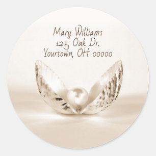 pearl in seashell classic round sticker