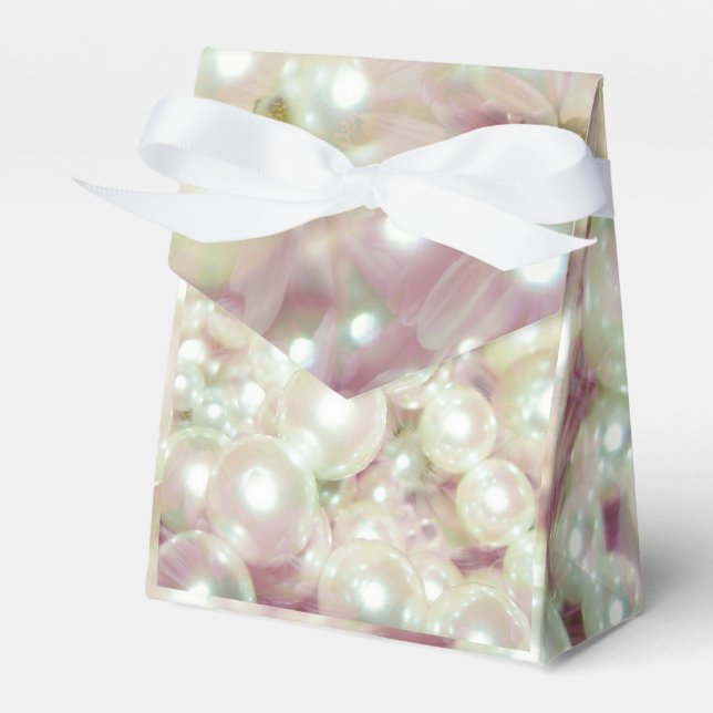 Pearls And Pink Daisy Favour Box (Front Side)