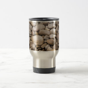 Pebble background pattern travel mug