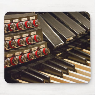 Pedals  and pistons mousepad