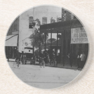 Pedestrians, cyclists, and horse-carriages coaster