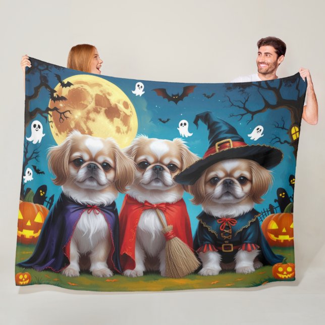 Pekingese Dogs Pumpkin Halloween Funny Fleece Blanket (In Situ)