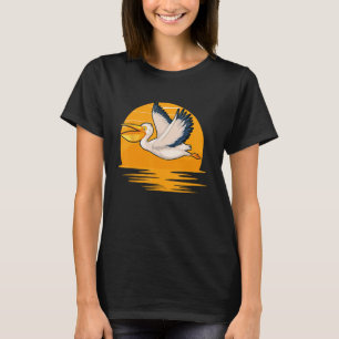 Pelican Design Retro Bird Bird Certificate T-Shirt