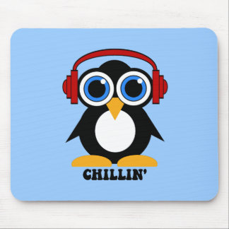 penguin chillin mouse mat