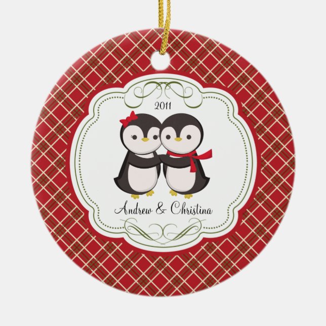 Penguin Couple Love Cute Christmas Ornament (Front)