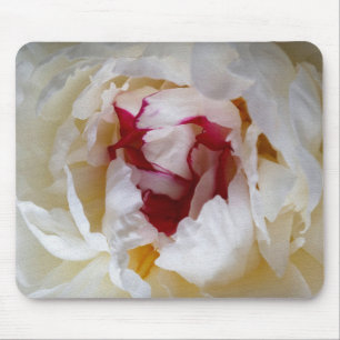 Peony petals mouse mat
