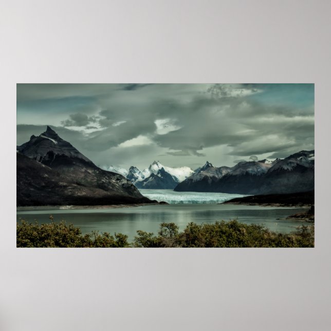Perito Moreno Glacier, Lago Argentino Poster (Front)