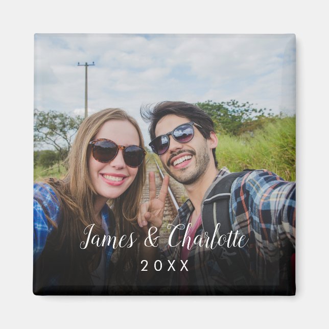 Persoanlized Photo And Name Favour Magnet (Front)