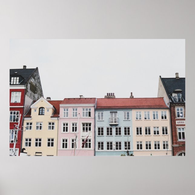 PERSON TAKING PICTURE OF STRUCTURES POSTER (Front)