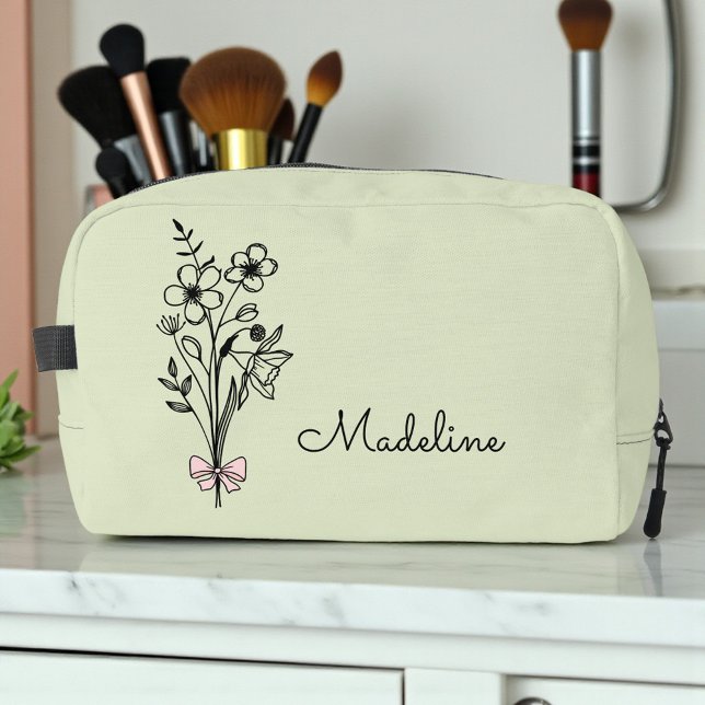 Personalised Birth Month Flower Dopp Kit (Creator Uploaded)