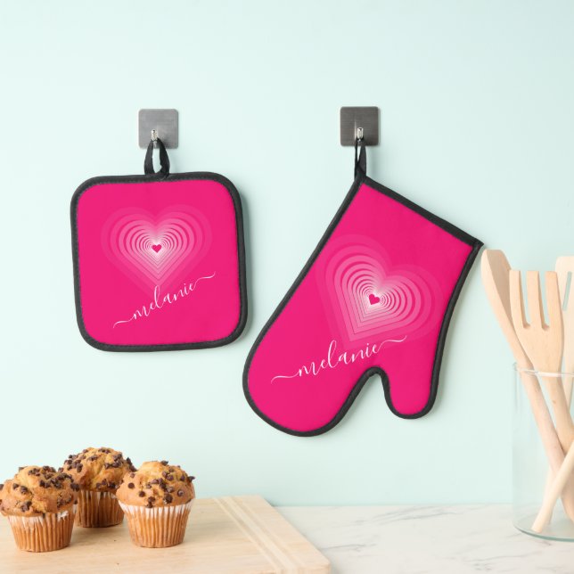 Personalised Custom Name Hearts Pink Oven Mitt & Pot Holder Set (Insitu(Hanging))