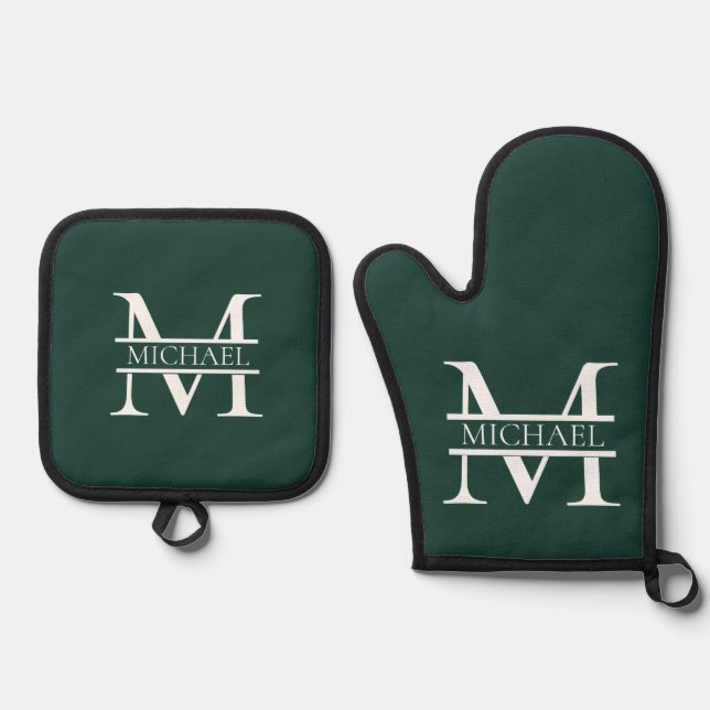 Personalised Elegant Emerald Green Monogram & Name Oven Mitt & Pot Holder Set (Front)