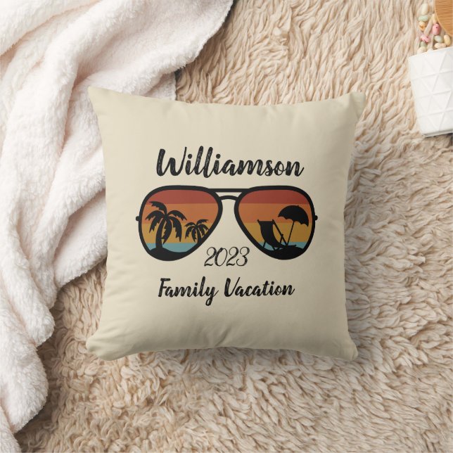 Personalised family vacation cushion (Blanket)