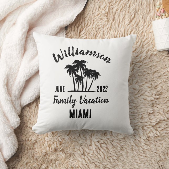 Personalised family vacation cushion (Blanket)