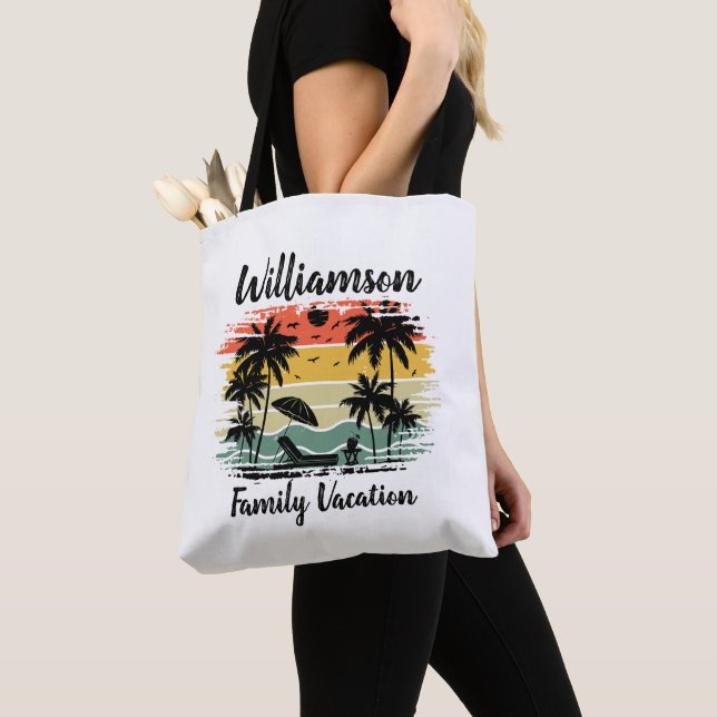 Personalised family vacation tote bag (Close Up)