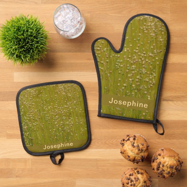 Personalised Field of Flowers Oven Mitt & Pot Holder Set (Top Down)