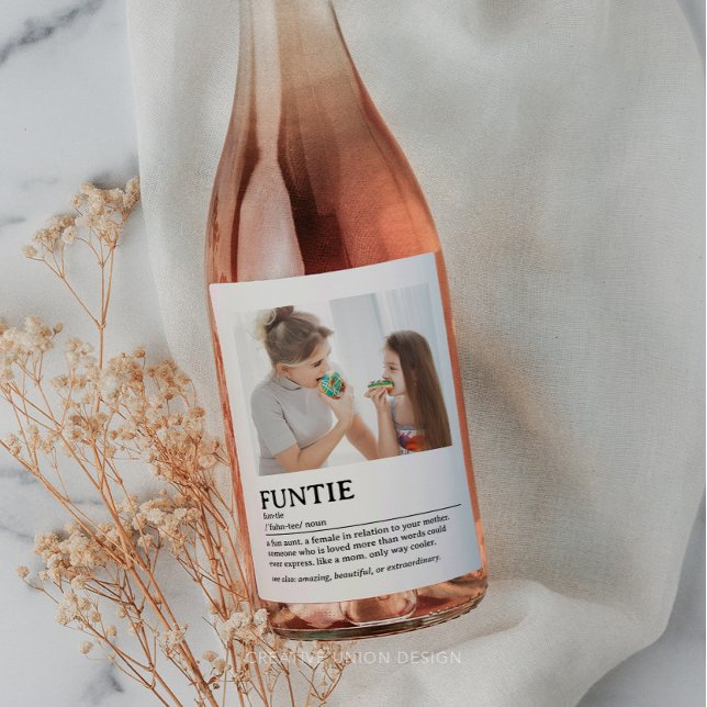 Personalised Funtie Definition Quote Wine Label (funtie gift for aunt)