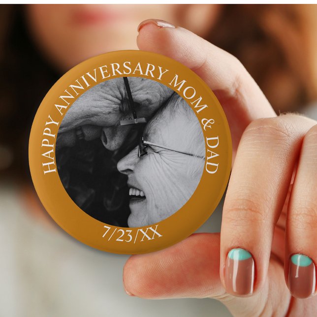 Personalised Happy Anniversary 6 Cm Round Badge (Creator Uploaded)
