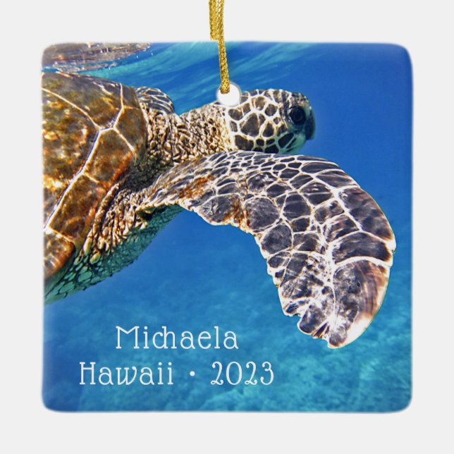 Personalised Hawaiian Sea Turtle Ceramic Ornament (Front)