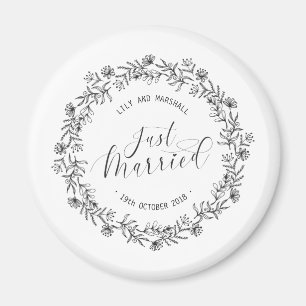 Personalised Just Married Floral   Fridge Magnet