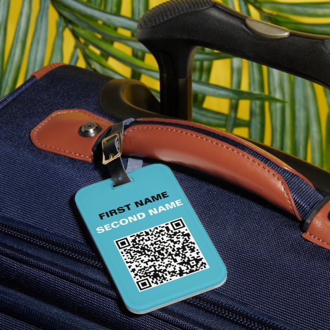 Personalised Luggage Tag (Front Insitu 1)