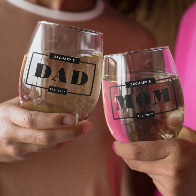 Personalised Modern Bold Mum Dad Est New Parents Stemless Wine Glass (Creator Uploaded)