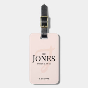 Personalised Modern Elegant Pink Monogram Newlywed Luggage Tag