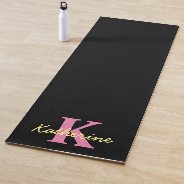 Personalised Monogrammed Black Modern Yoga Mat (In Situ)