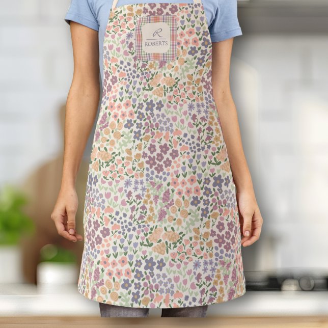 Personalised Patchwork Floral & Plaid Apron (Floral Cottagecore Apron – Colorful Vintage-Inspired Kitchen Gift)