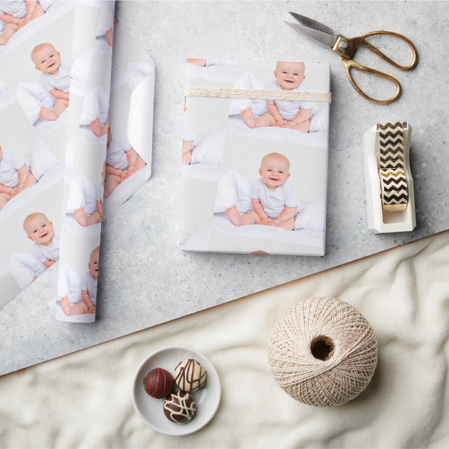 Personalised Photo Gift Wrap (Creator Uploaded)