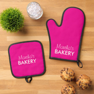 Personalised pink pot holder & oven mit for baker oven mitt & pot holder set