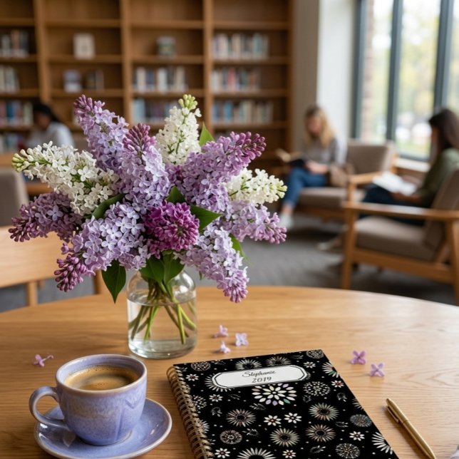 Personalised planner with a geometric flowers (Creator Uploaded)