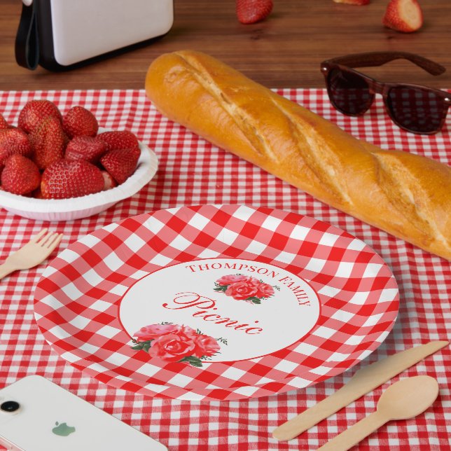 Personalised Red Gingham Buffalo Picnic Paper Plate (Picnic)