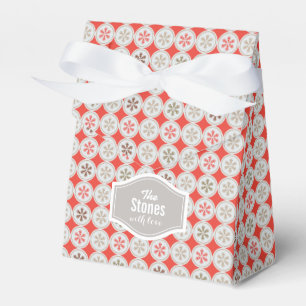Personalised red green Chirstmas snowflake pattern Favour Box