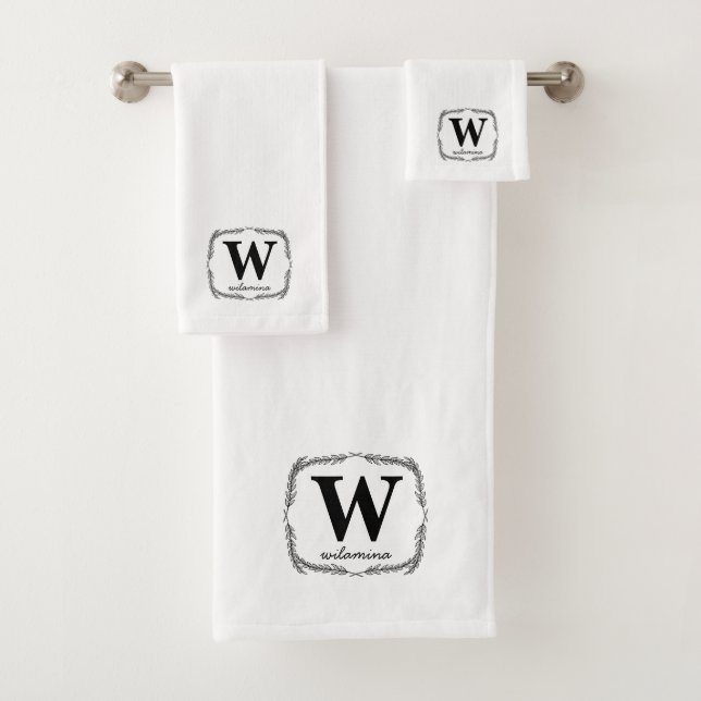 Personalised Script Monogram Initial & Name Wreath Bath Towel Set (Insitu)