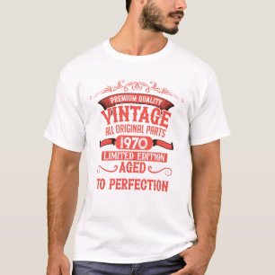 Personalised vintage 55th birthday gifts red T-Shirt
