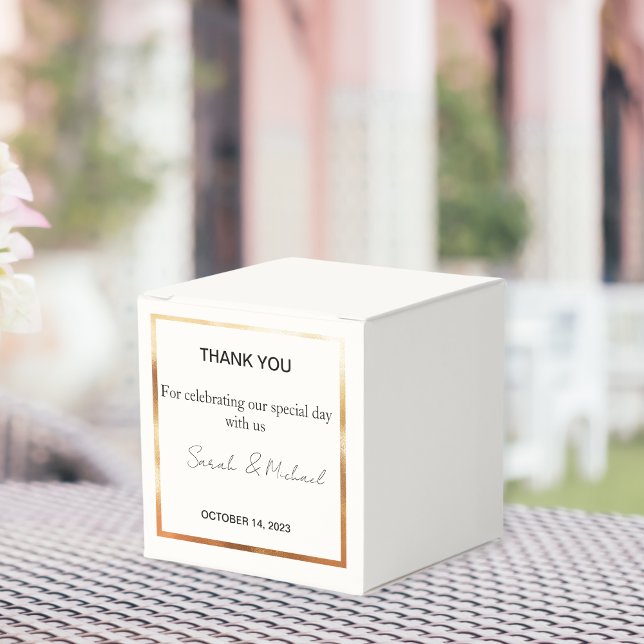 Personalized favors for events  favour box (Creator Uploaded)