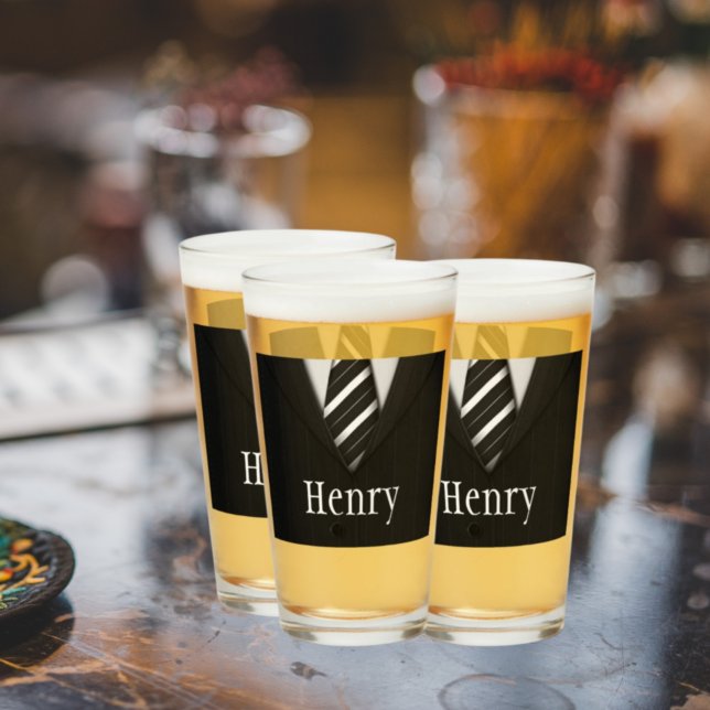 Personalized Groomsmen Suit Glass (Creator Uploaded)