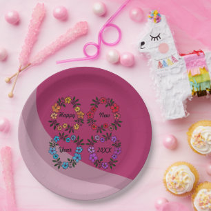 PERSONALIZED HAPPY NEW YEAR 20XX & FLOWERS WREATHS PAPER PLATE