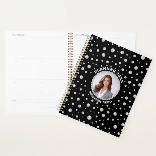 Personalized Photo with Pearls Circle on Black Planner (Display)