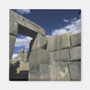 Peru, Cuzco, Sacsayhuaman fortress, good example Magnet
